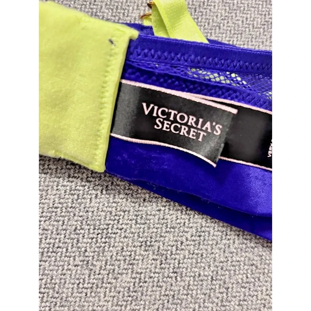 Victoria's Secret Very Sexy Bralette Size S Small Purple Semi-Sheer Animal Print